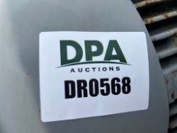 1605765