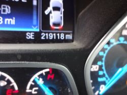 1611883