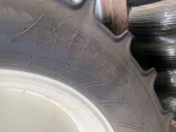 1617250