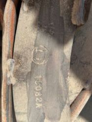 1618729