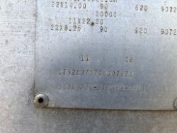 1618358