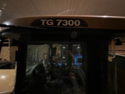 1619786