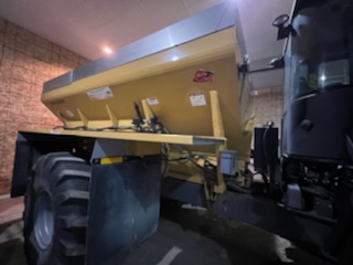 1619742