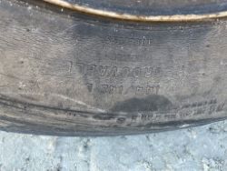1622873
