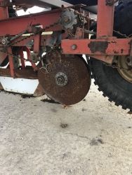 1633338