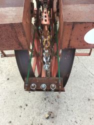 1633334