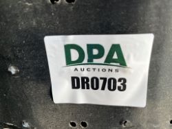 1627563