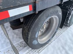 1630077