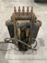 1630671