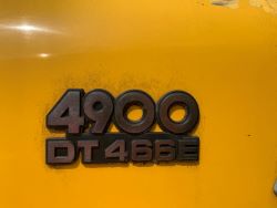 1631631