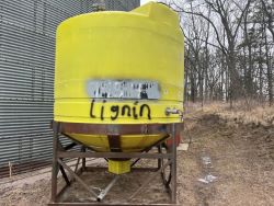 1632811