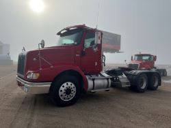 1635811