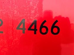 1635939