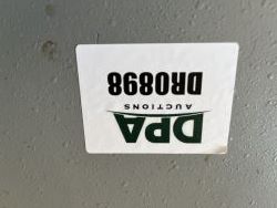 1636318