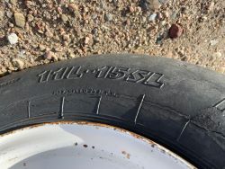 1637717