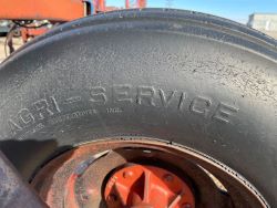 1637944