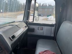 1640743