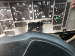 1640878