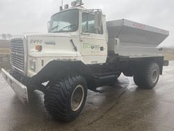 1640886