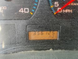 1641559