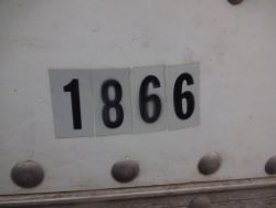 1645358