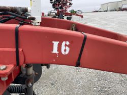 1647143