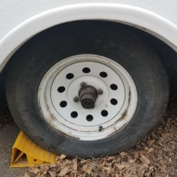 1647464