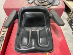1653285