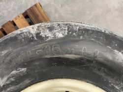 1653428