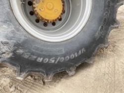 1655943