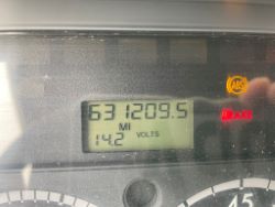 1656831