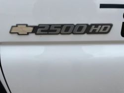 1657573