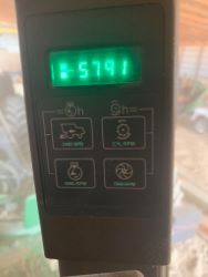 1663098