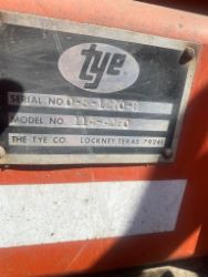 1663453