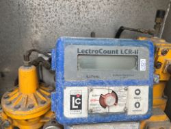 1668443