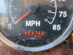 1671639