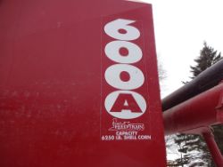 1600147