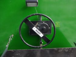 1600381
