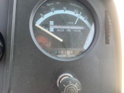 1683053