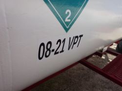 1689610