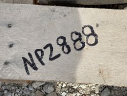 1701633