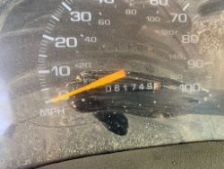 1693559