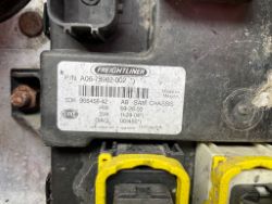1733261