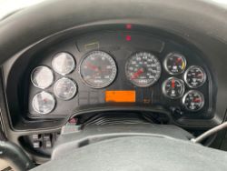 1747116