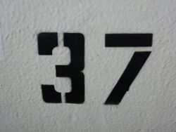 1752326