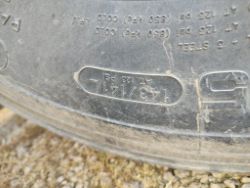 1811568