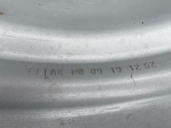 1813223