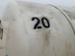 1813568