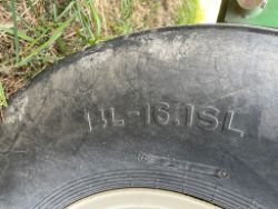 1821733