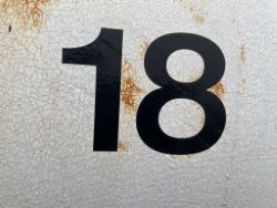 1887913